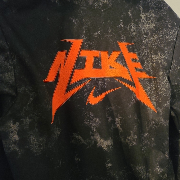 Nike hoodie, Therma Fit, small, like new - Picture 4 of 5